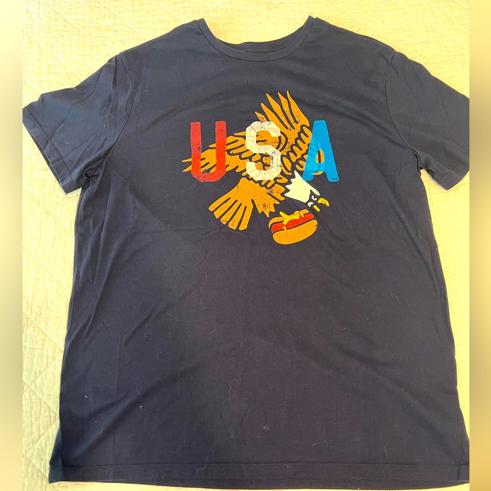 Goodfellow & Co Men’s Large American USA featuring an Eagle and Hot Dog